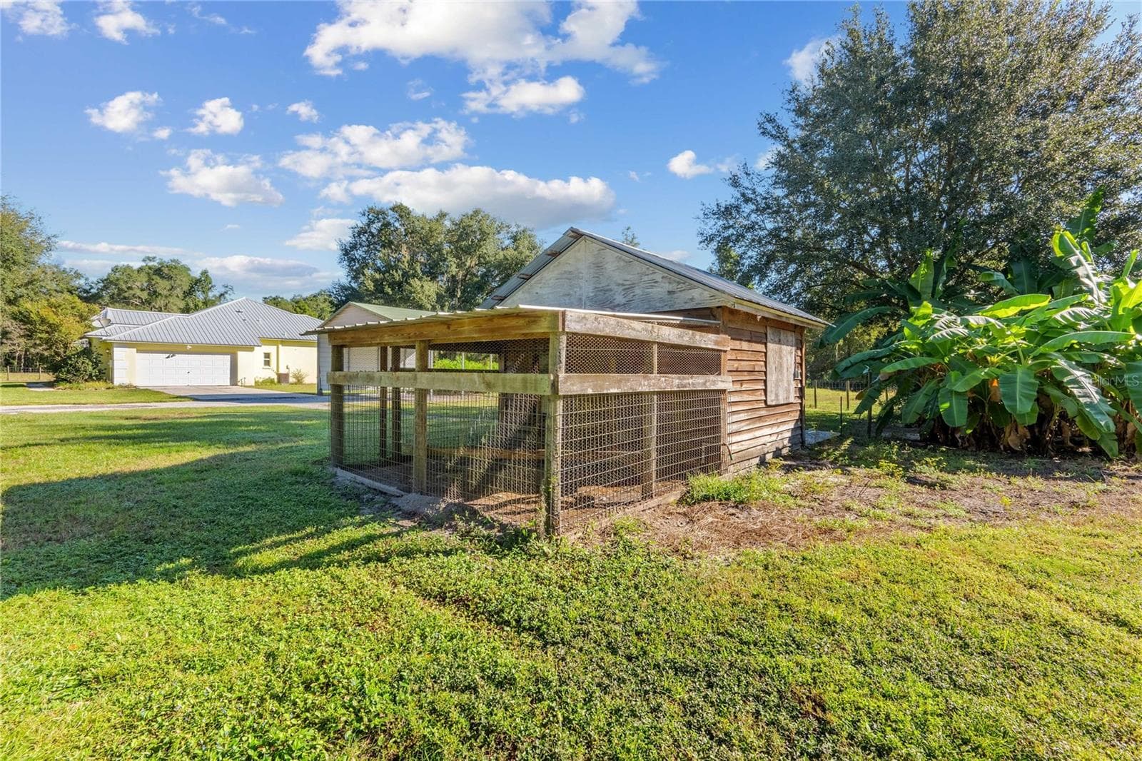 Single Family Residence at 4389 CR 317B, BUSHNELL, photo 10 of 54