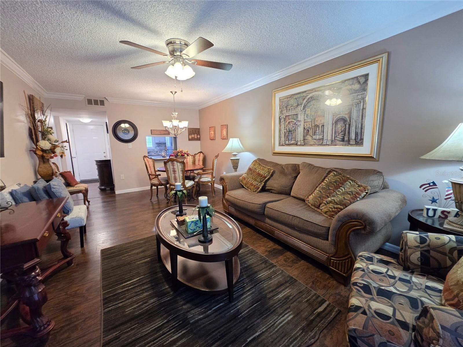 Living Room - 3917 LAKE BAYSHORE DR #F-307, BRADENTON