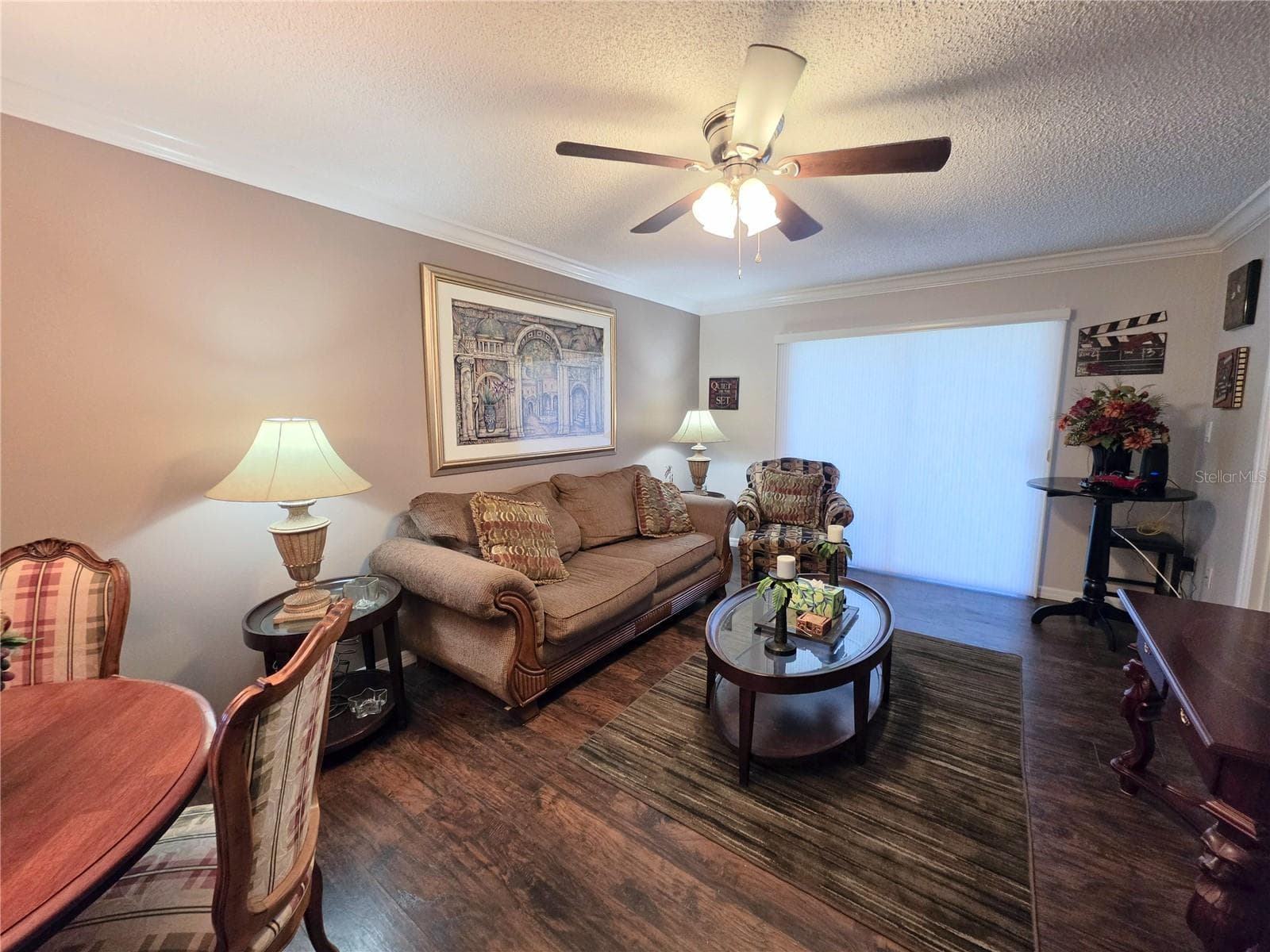 Living Room - 3917 LAKE BAYSHORE DR #F-307, BRADENTON