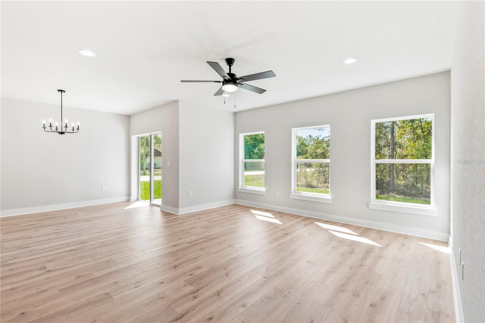 Living Room - 13290 SNOWY PLOVER AVE, WEEKI WACHEE