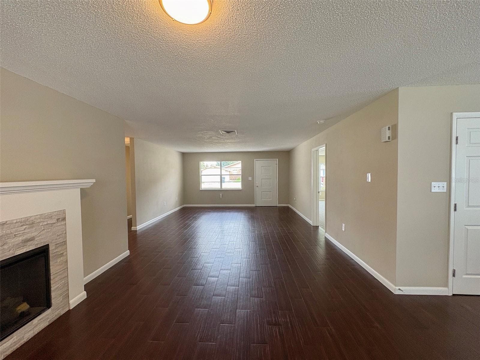 Single Family Residence at 6437 JENNY DR, LAKE WALES, photo 6 of 28