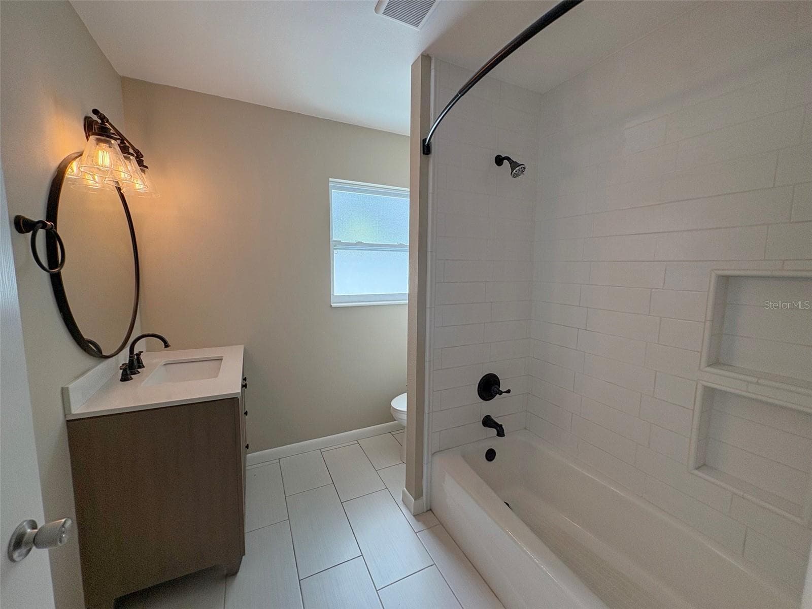 Single Family Residence at 6437 JENNY DR, LAKE WALES, photo 15 of 28