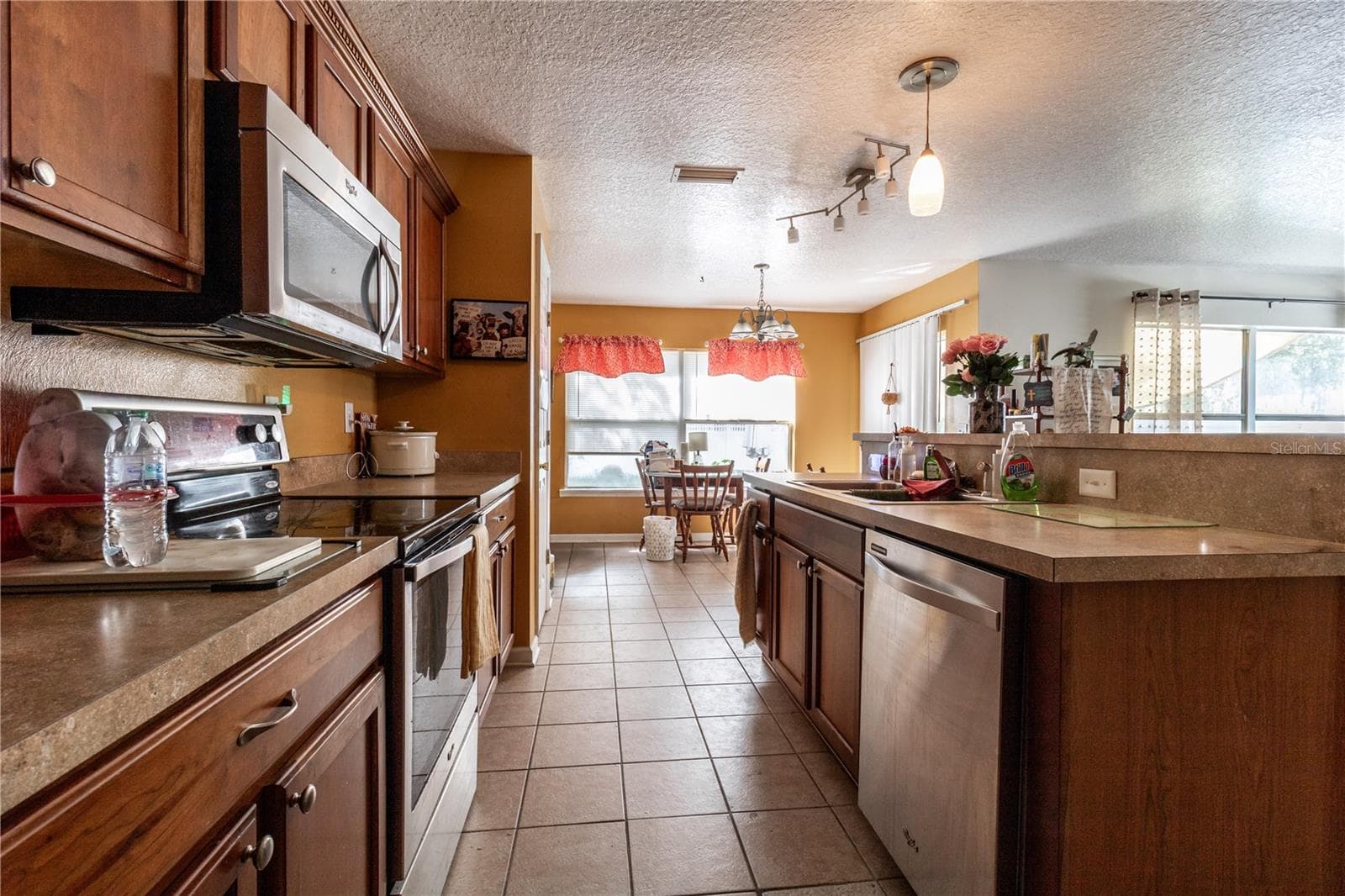 Single Family Residence at 1308 TILAPIA TRL, DELAND, photo 5 of 26