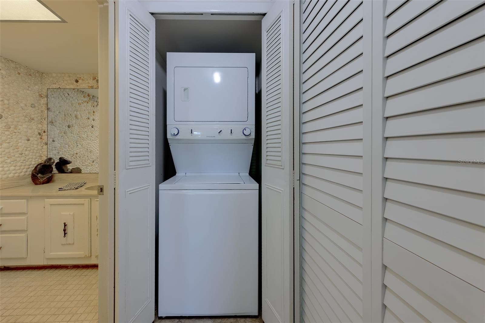 Condominium at 500 N OSCEOLA AVE #604, CLEARWATER, photo 13 of 49