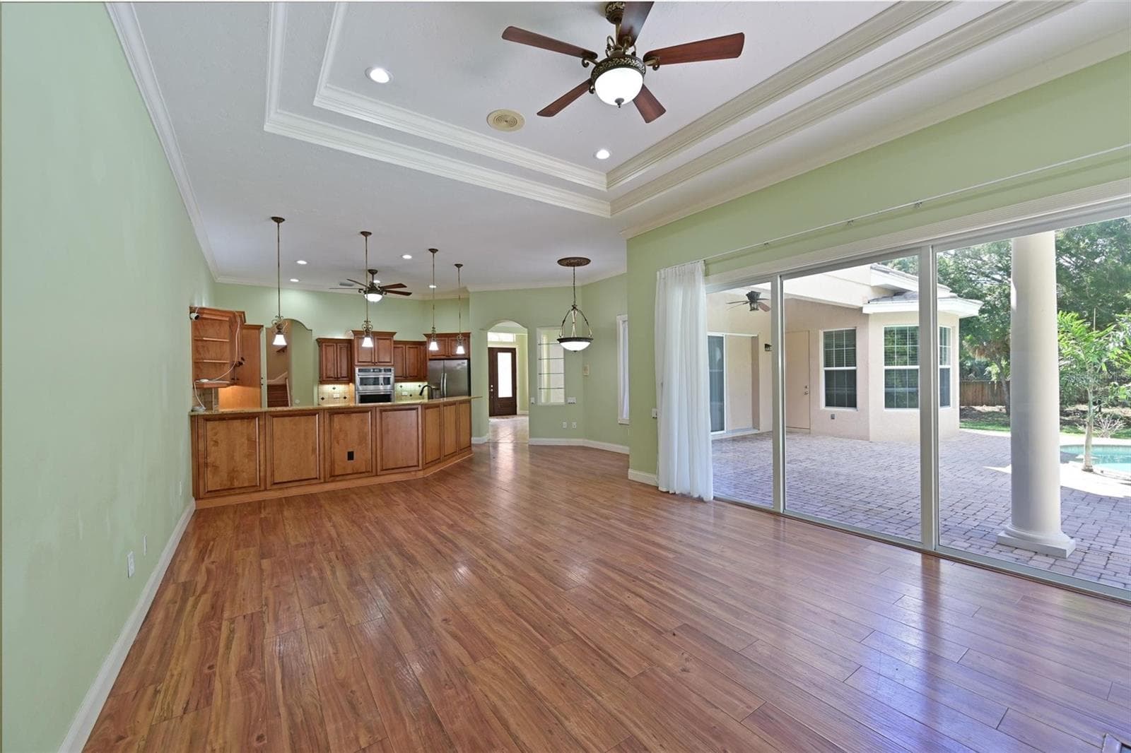Single Family Residence at 3700 1ST AVE W, BRADENTON, photo 19 of 76