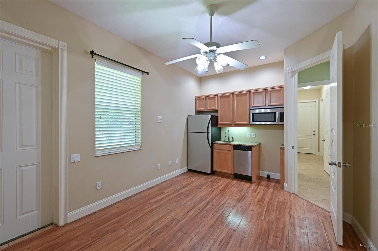 Single Family Residence at 3700 1ST AVE W, BRADENTON, photo 28 of 76