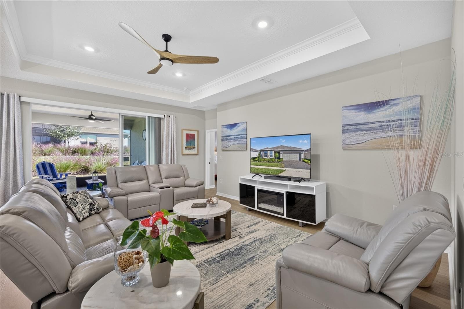 Open & Spacious Gathering Area - 2605 DEL WEBB DR, MINNEOLA