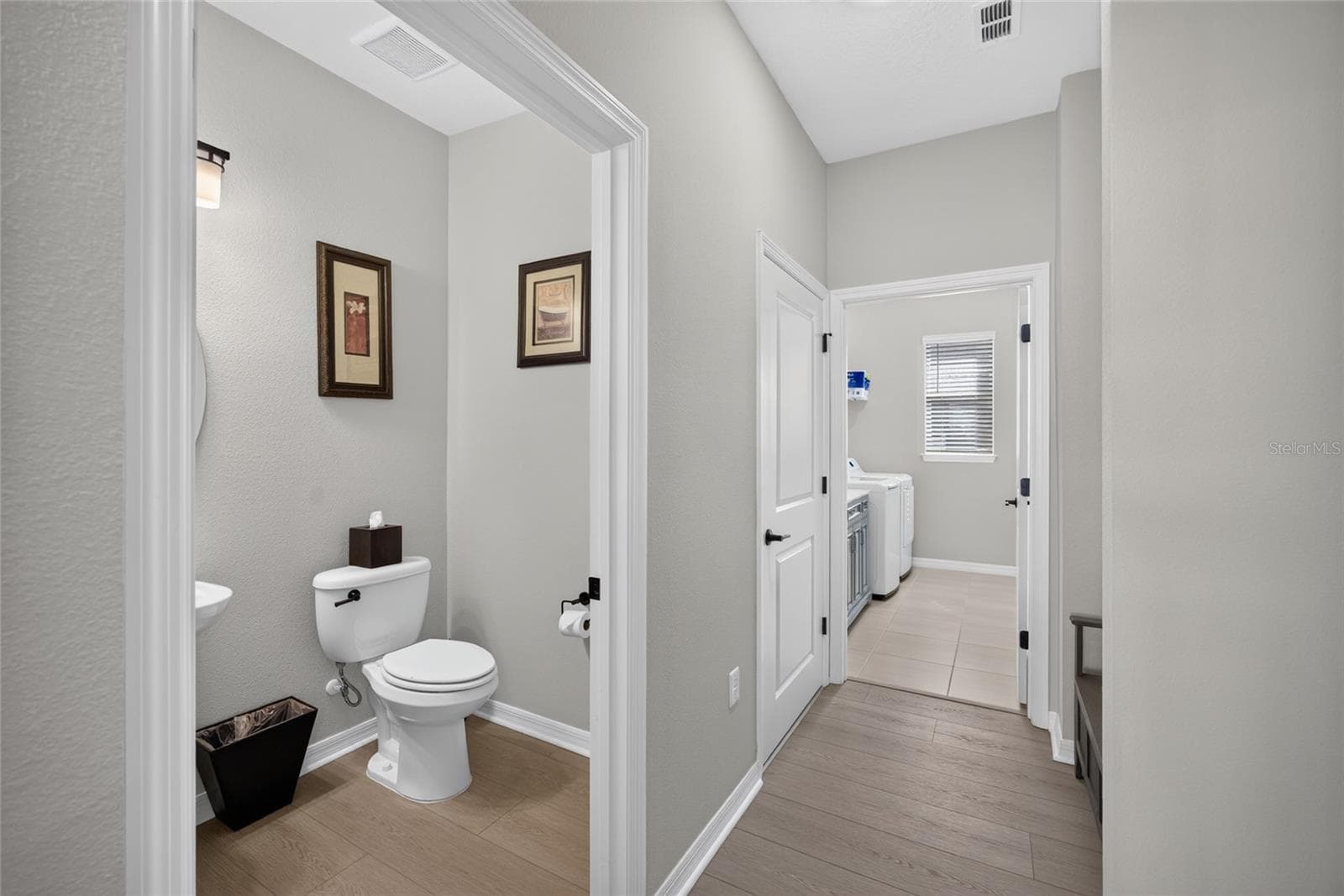 Half-Bath and Large Laundry Room - 2605 DEL WEBB DR, MINNEOLA