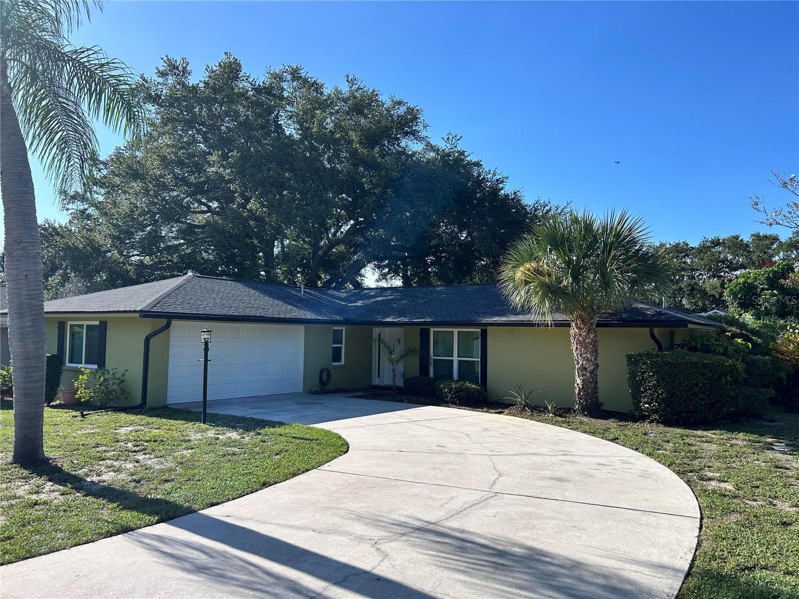 2019 FOREST VIEW DR