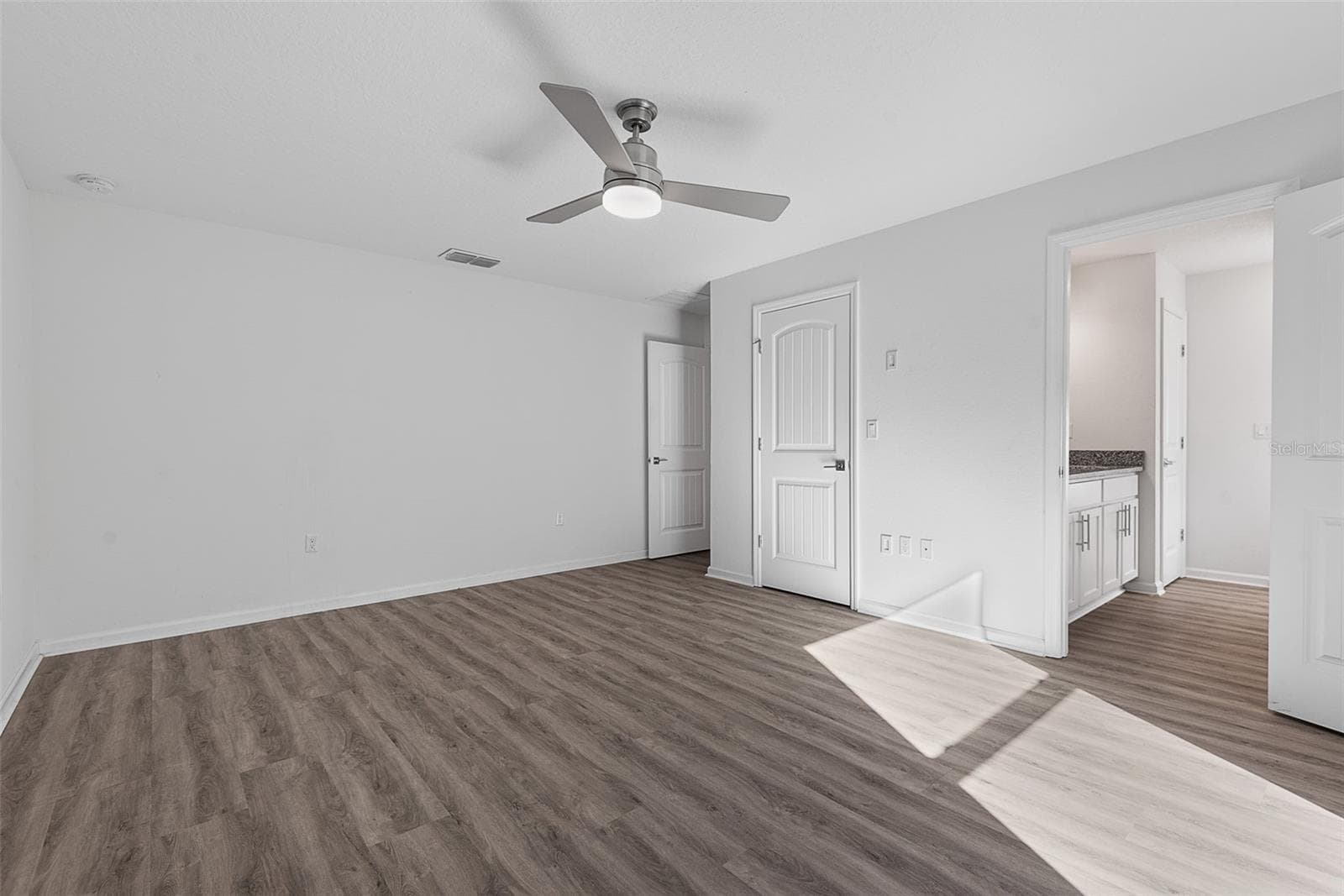 Single Family Residence at 5 WHISANT PL, PALM COAST, photo 24 of 64