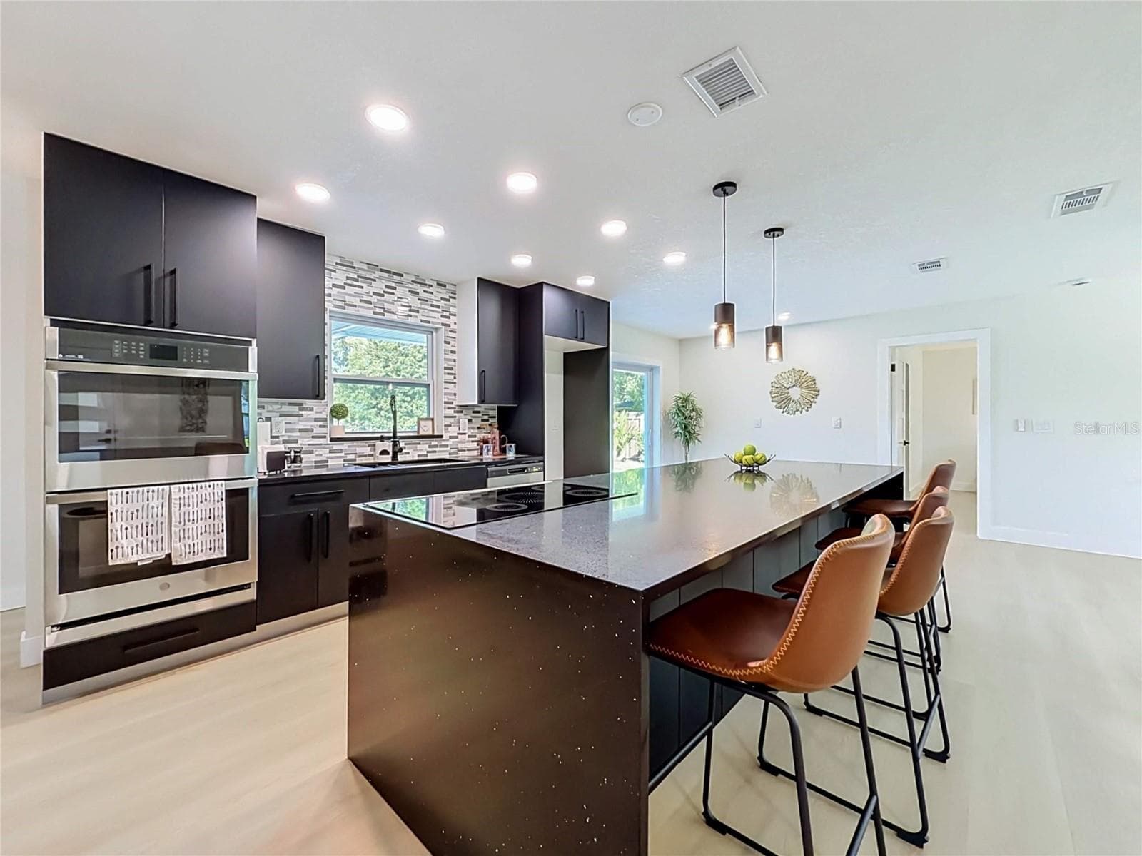Single Family Residence at 5096 THE OAKS CIR, ORLANDO, photo 10 of 69