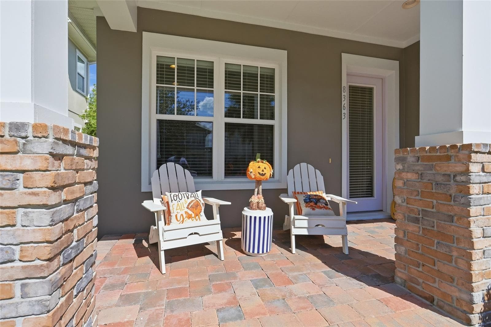Single Family Residence at 8363 LAUREATE BLVD, ORLANDO, photo 4 of 63