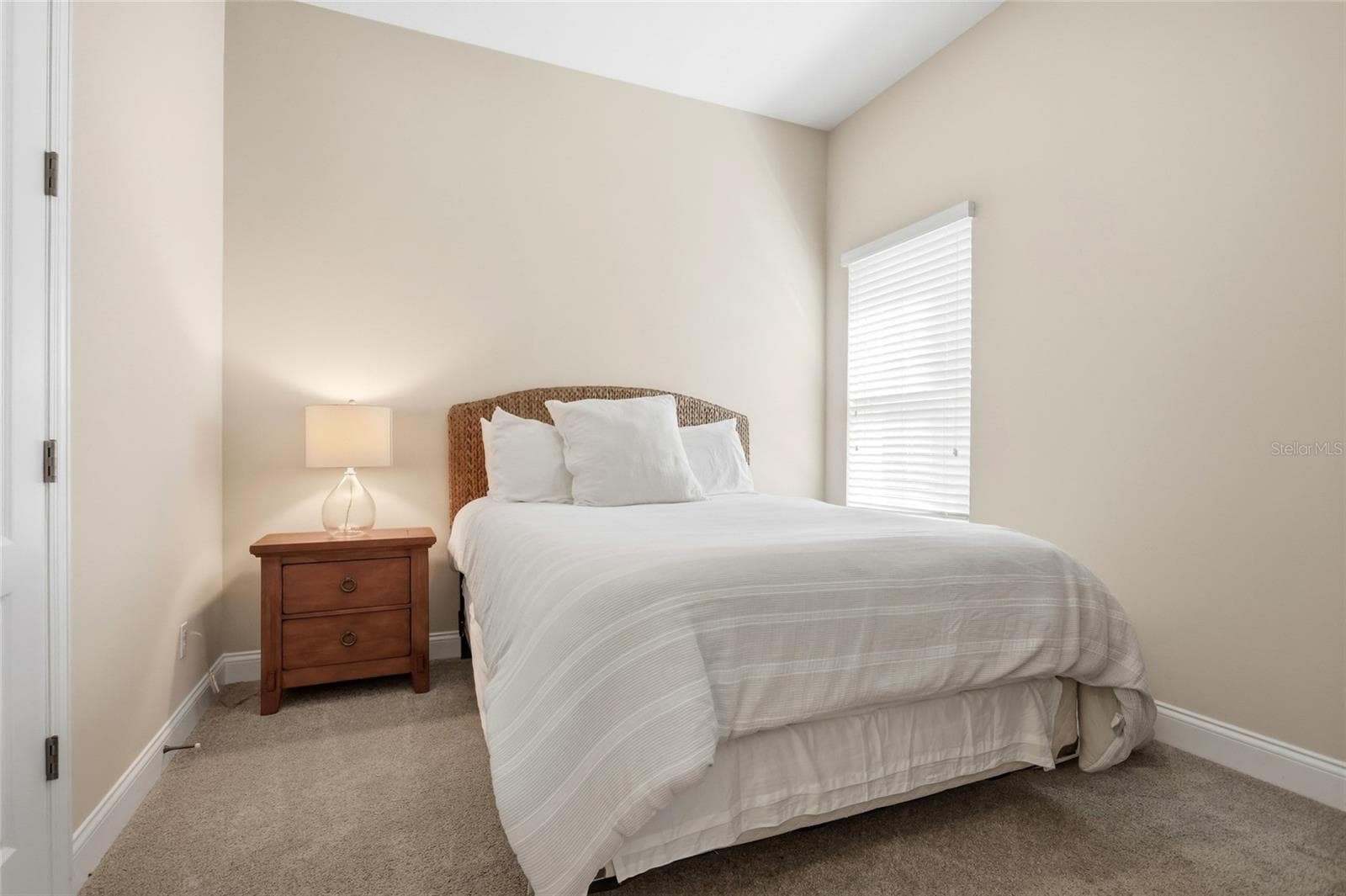 Single Family Residence at 8363 LAUREATE BLVD, ORLANDO, photo 14 of 63
