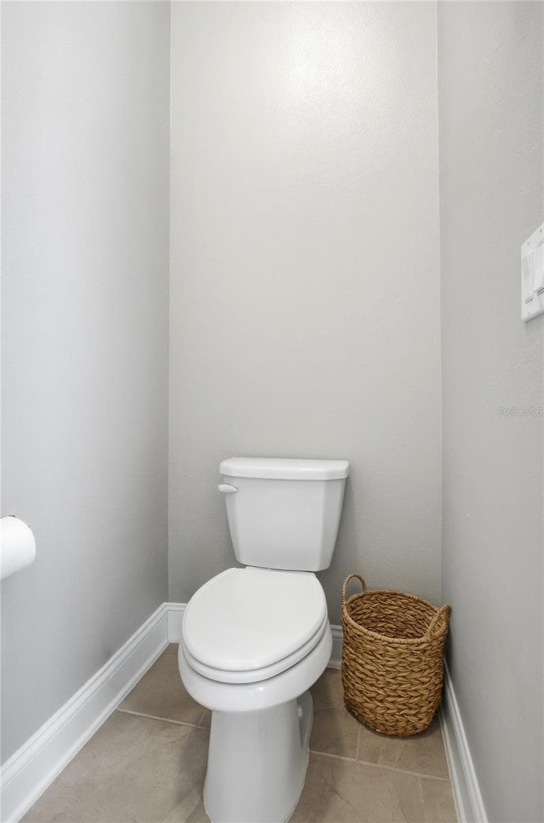 Single Family Residence at 8363 LAUREATE BLVD, ORLANDO, photo 24 of 63