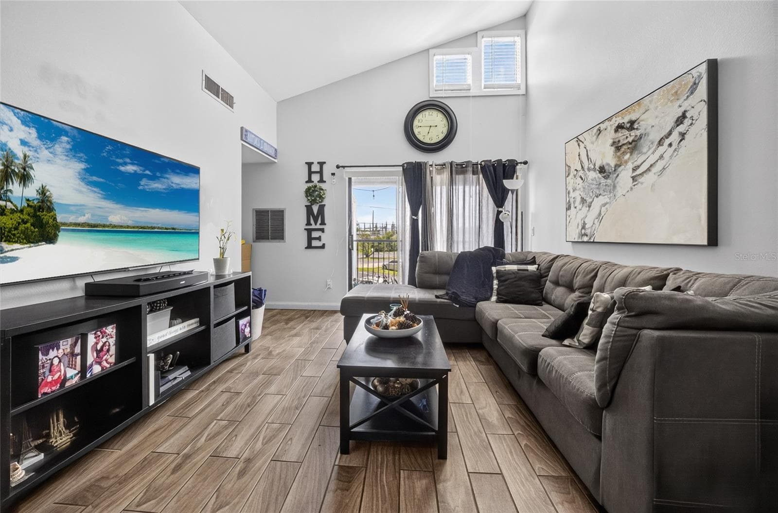 Condominium at 3987 ATRIUM DR #U5, ORLANDO, photo 3 of 18