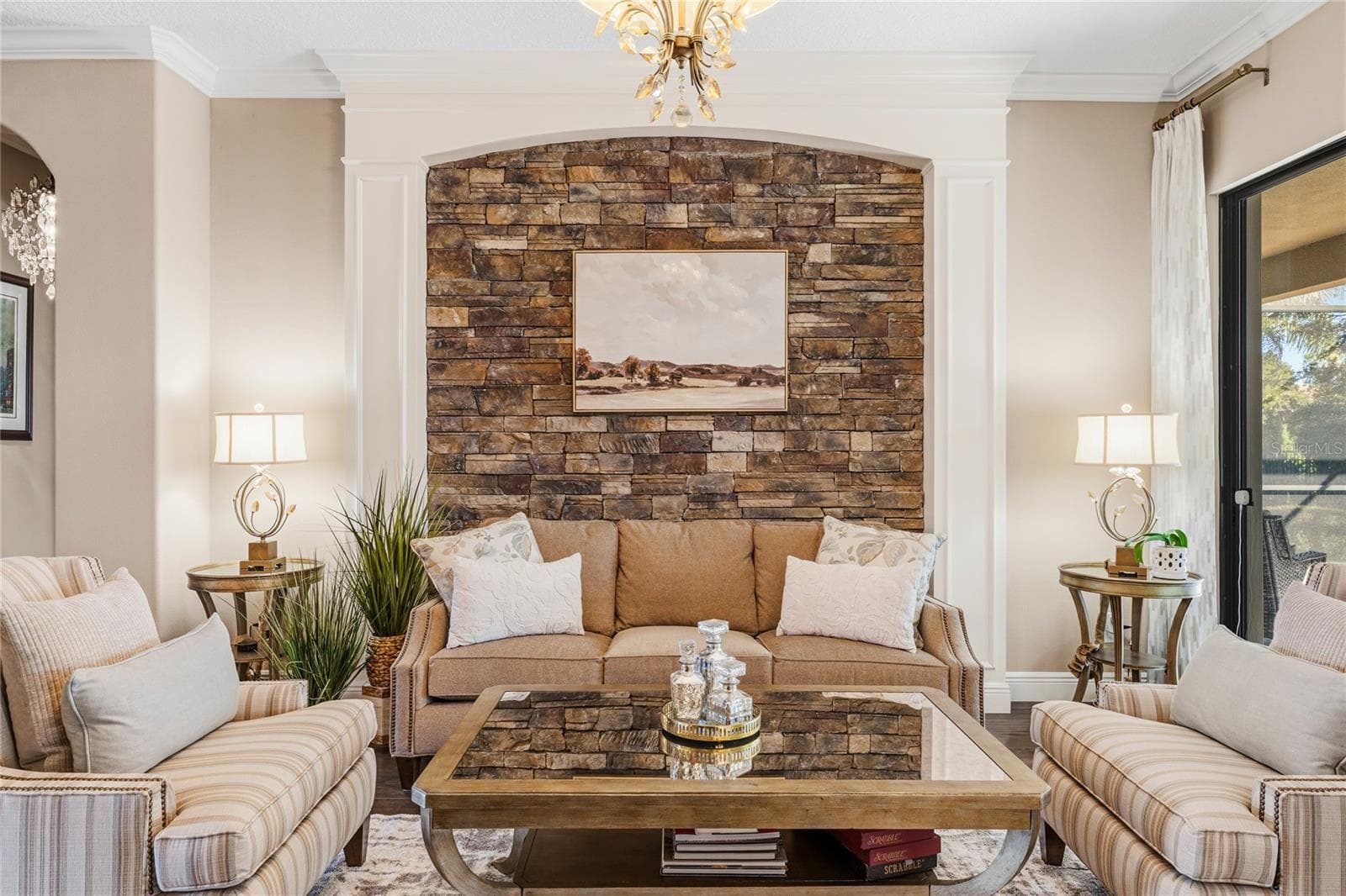 Stacked Stone Feature Walls - 3021 PALERMO CT, MOUNT DORA