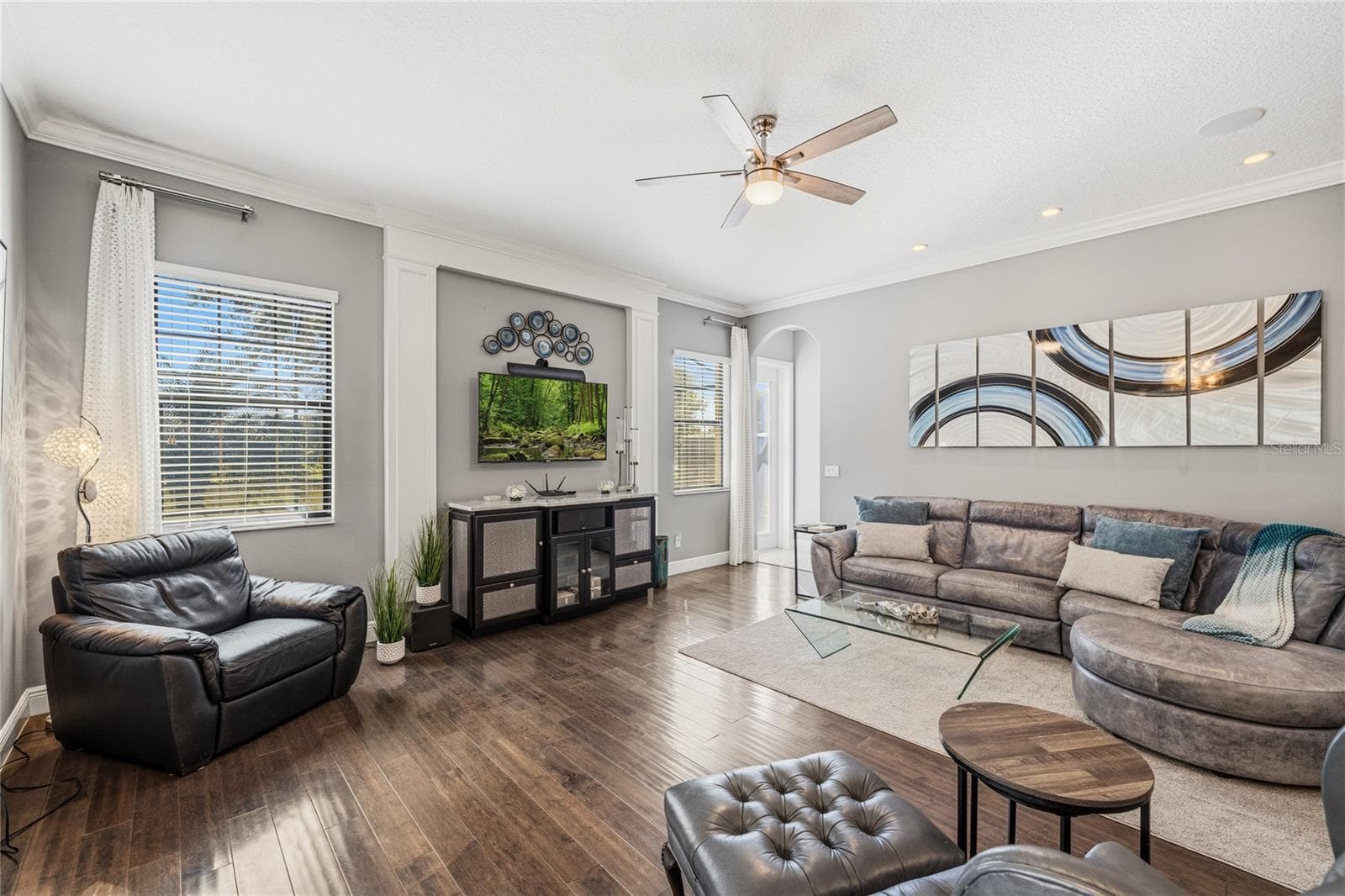 Single Family Residence at 3021 PALERMO CT, MOUNT DORA, photo 32 of 75