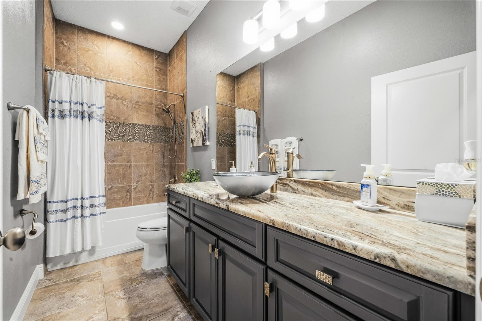 Bath 3 - 3021 PALERMO CT, MOUNT DORA