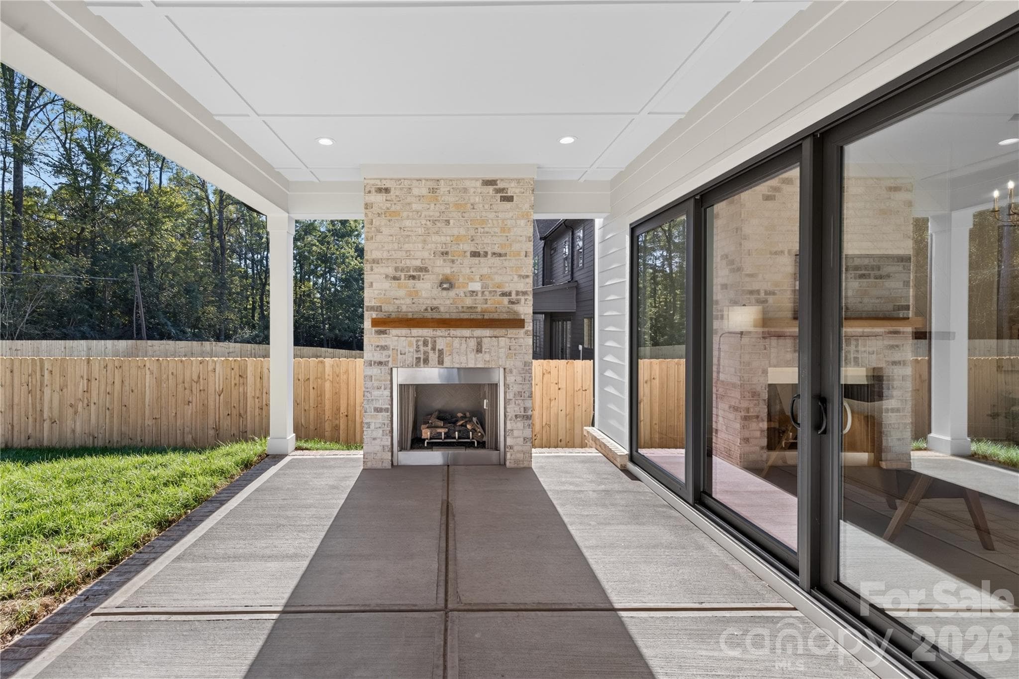 Single Family Residence at 215 Smithfield Drive, Charlotte, photo 44 of 48