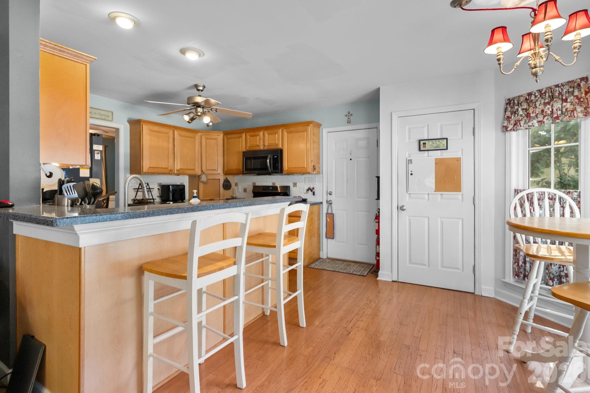 Single Family Residence at 1172 Deer Run Road, Chester, photo 12 of 47