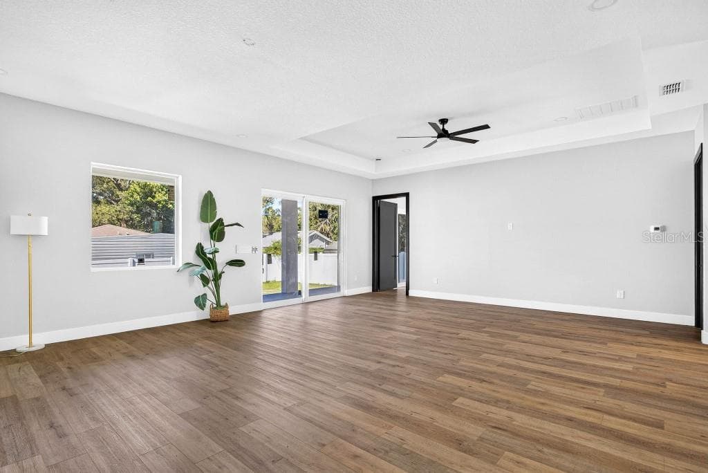 Single Family Residence at 7812 N MULBERRY ST, TAMPA, photo 12 of 34