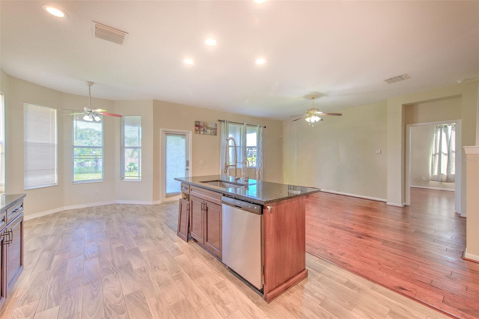 Single Family Residence at 8804 SANDY PLAINS DR, RIVERVIEW, photo 22 of 45