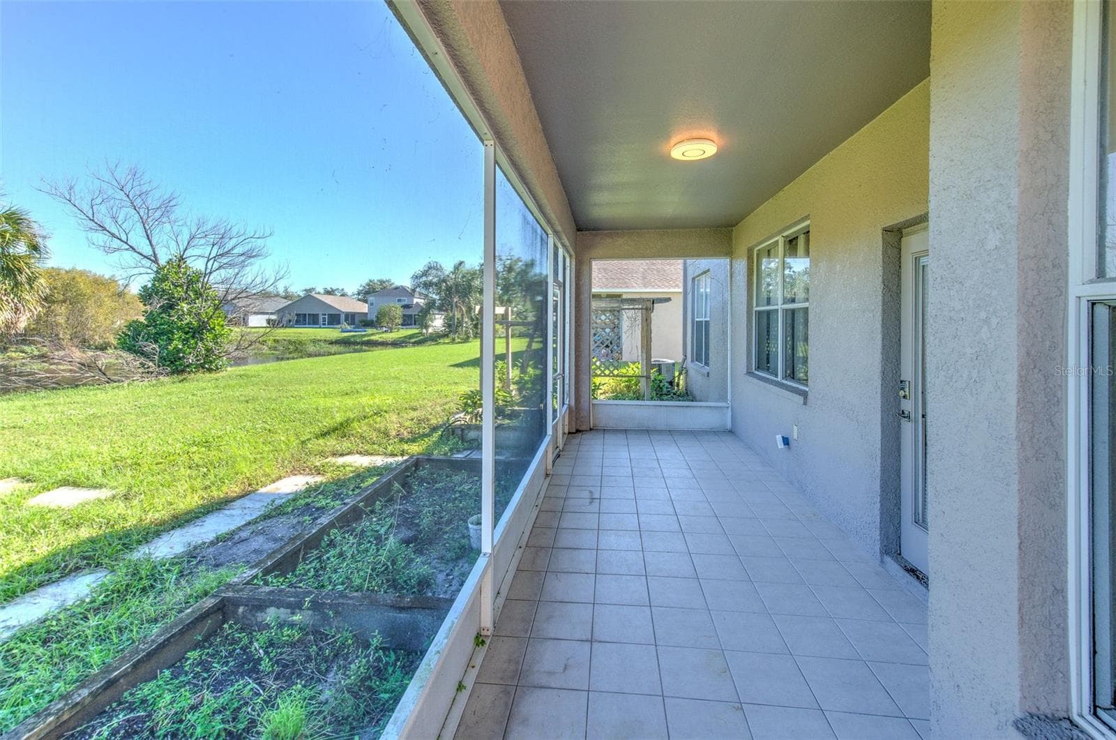 Single Family Residence at 8804 SANDY PLAINS DR, RIVERVIEW, photo 42 of 45