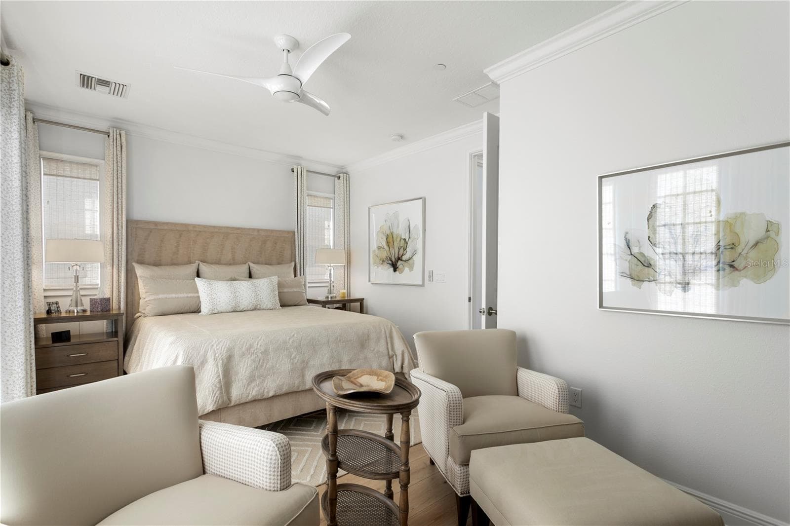 Townhouse at 400 REGENT LN N, ST PETERSBURG, photo 20 of 40