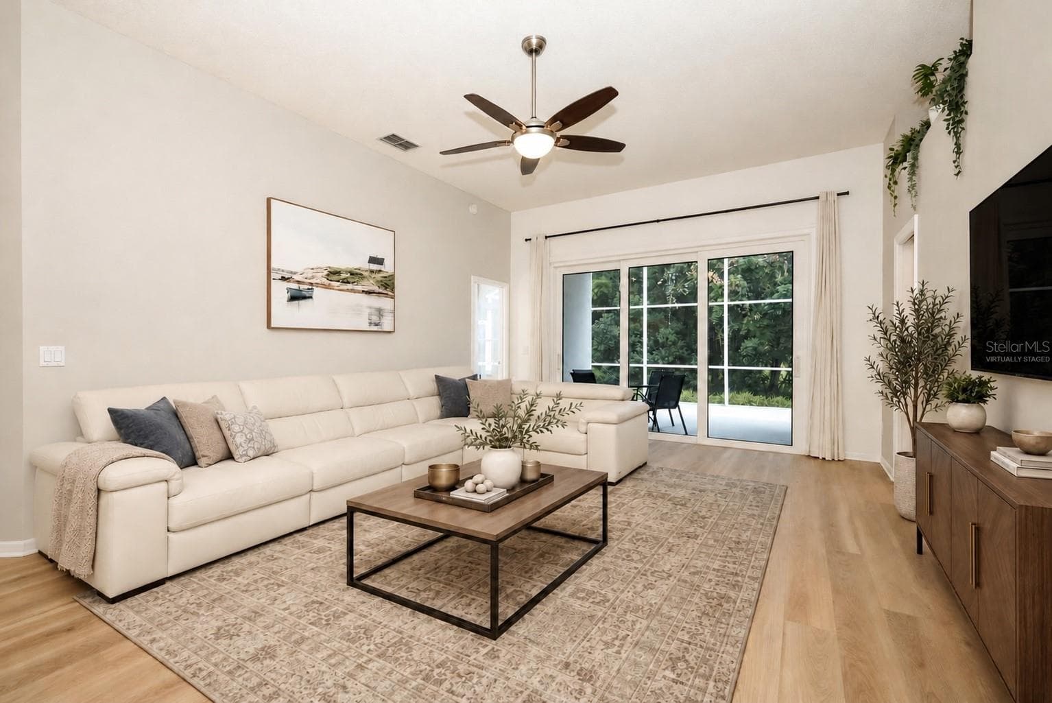 Family Room Virtually Staged - 3581 FOXCROFT CIR, OVIEDO