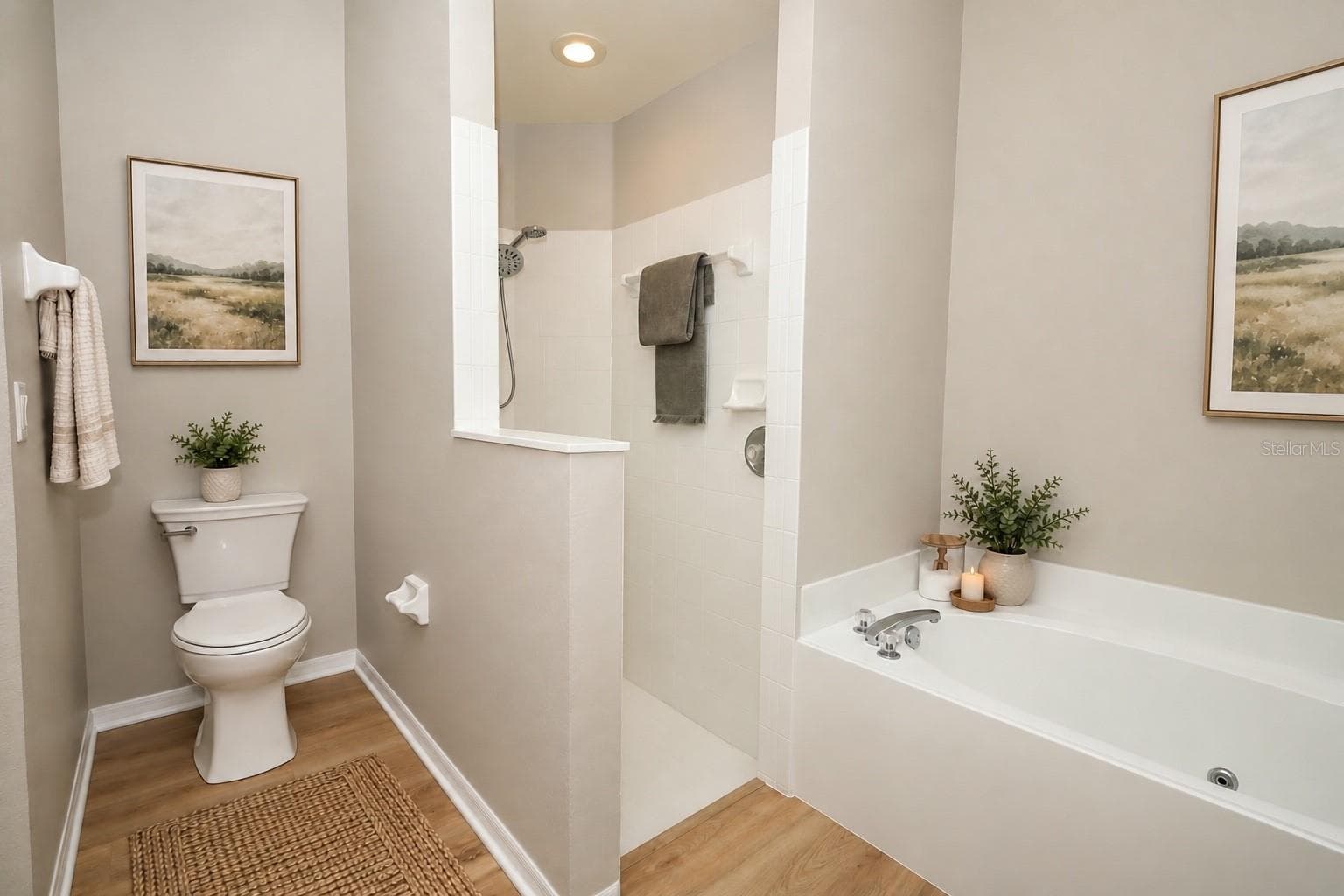 Primary Bathroom - 3581 FOXCROFT CIR, OVIEDO