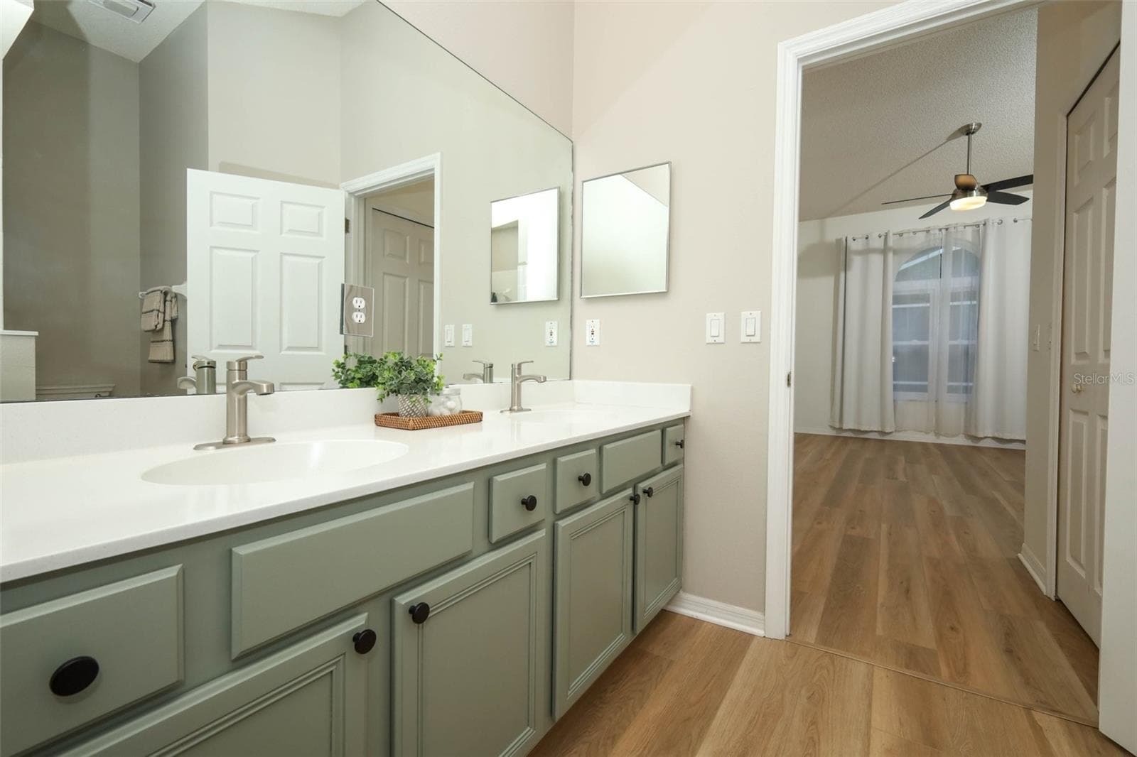 Primary Bathroom - 3581 FOXCROFT CIR, OVIEDO