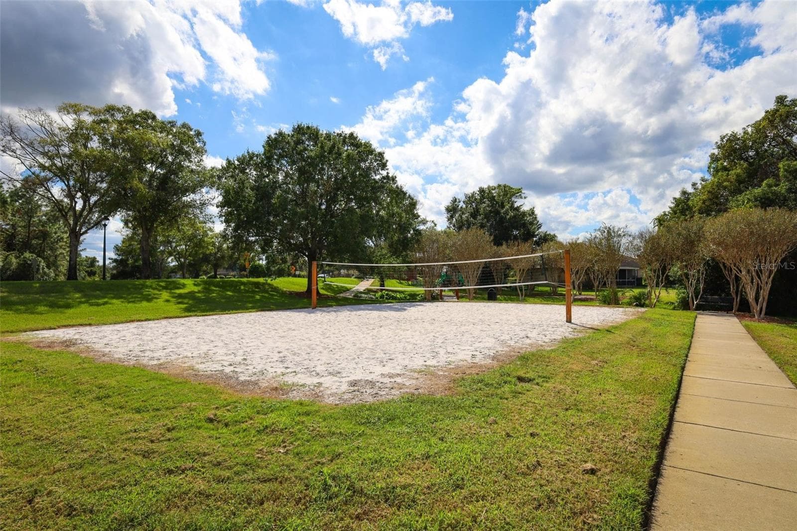 Sand Volleyball - 3581 FOXCROFT CIR, OVIEDO