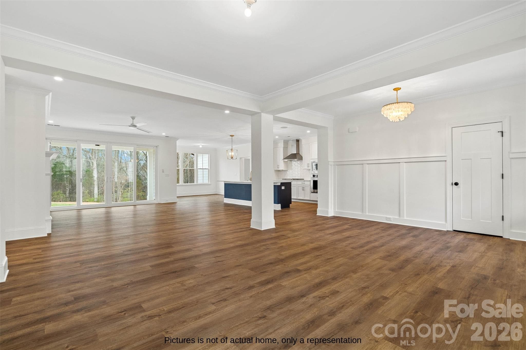 Single Family Residence at 104 Hickory Hill Road, Mooresville, photo 6 of 37