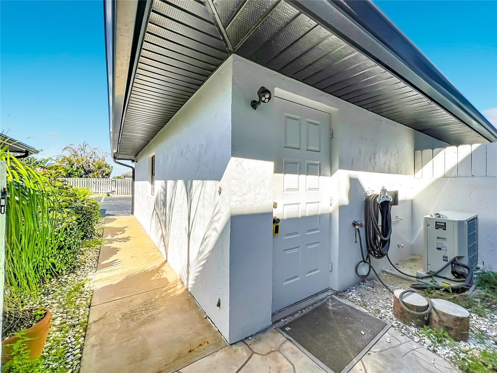 Townhouse at 721 PALM SPRINGS CIR, INDIAN HARBOUR BEACH, photo 11 of 52