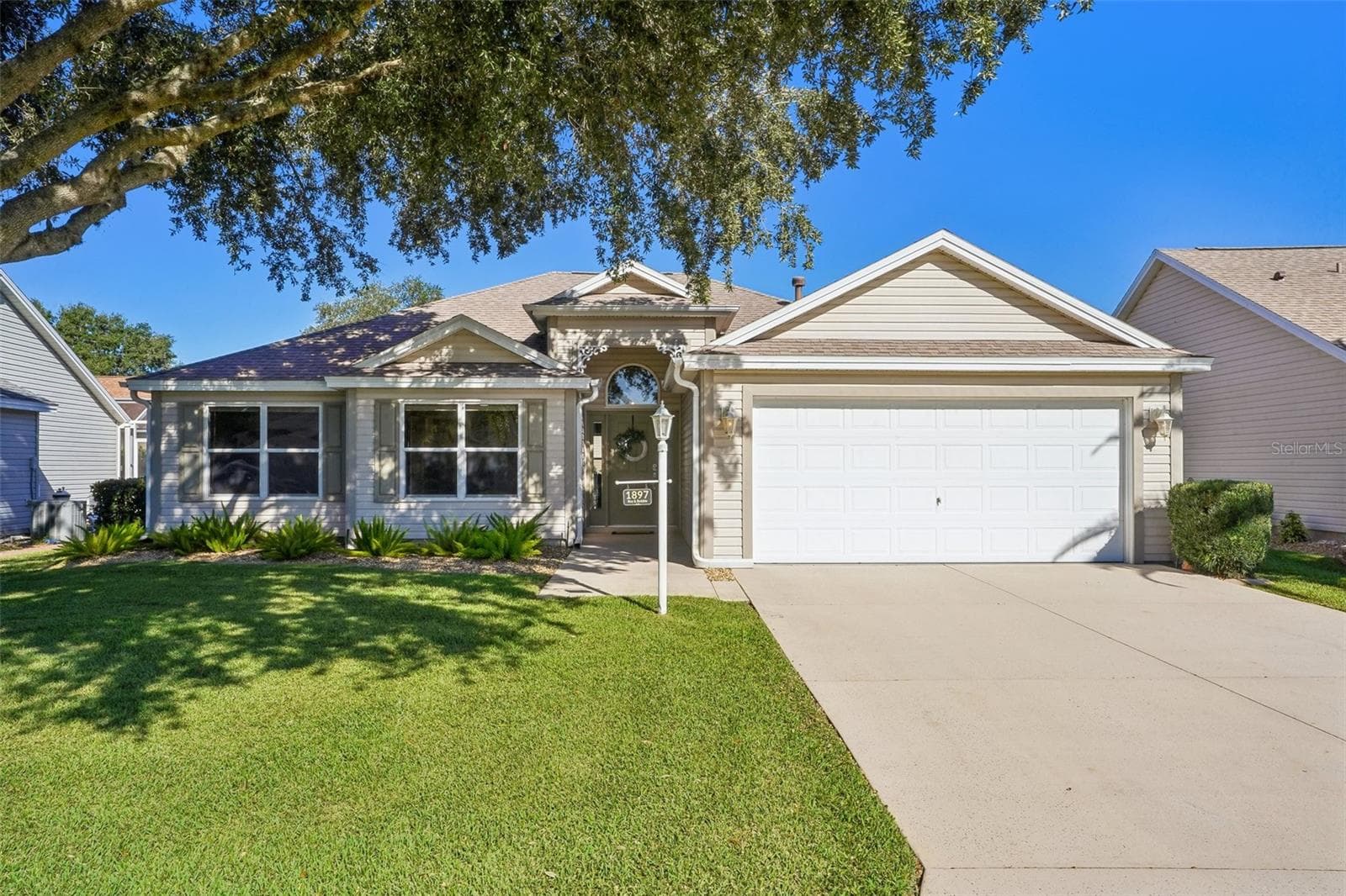 Single Family Residence at 1897 CARYLE LN, THE VILLAGES, photo 2 of 41