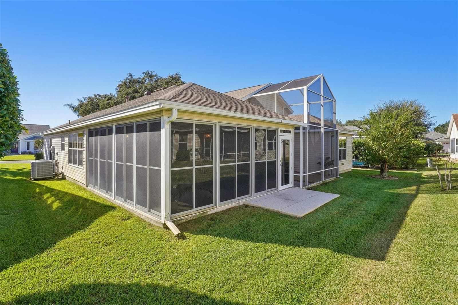 Single Family Residence at 1897 CARYLE LN, THE VILLAGES, photo 38 of 41