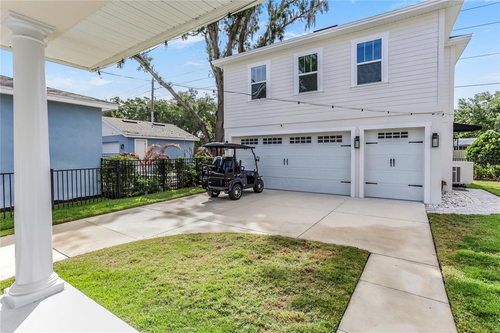2 Car plus Golf Cart Garage - 728 GARDEN WEST TER, WINTER GARDEN
