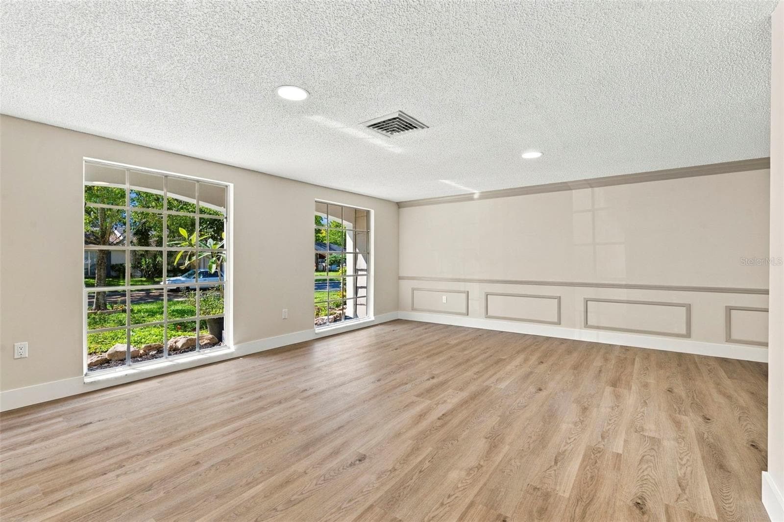 Single Family Residence at 8315 CAVALRY DR, HUDSON, photo 8 of 45