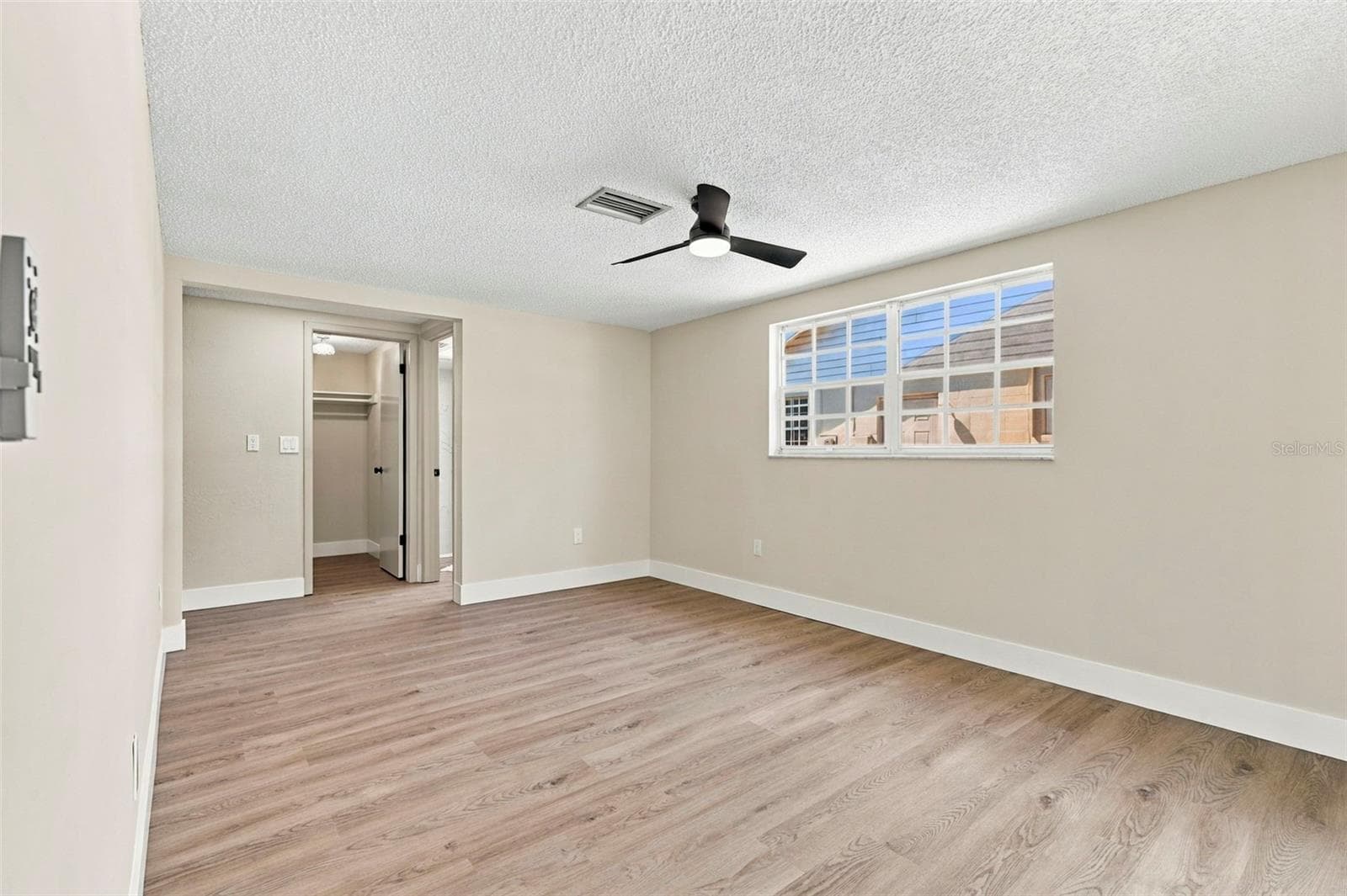 Single Family Residence at 8315 CAVALRY DR, HUDSON, photo 11 of 45