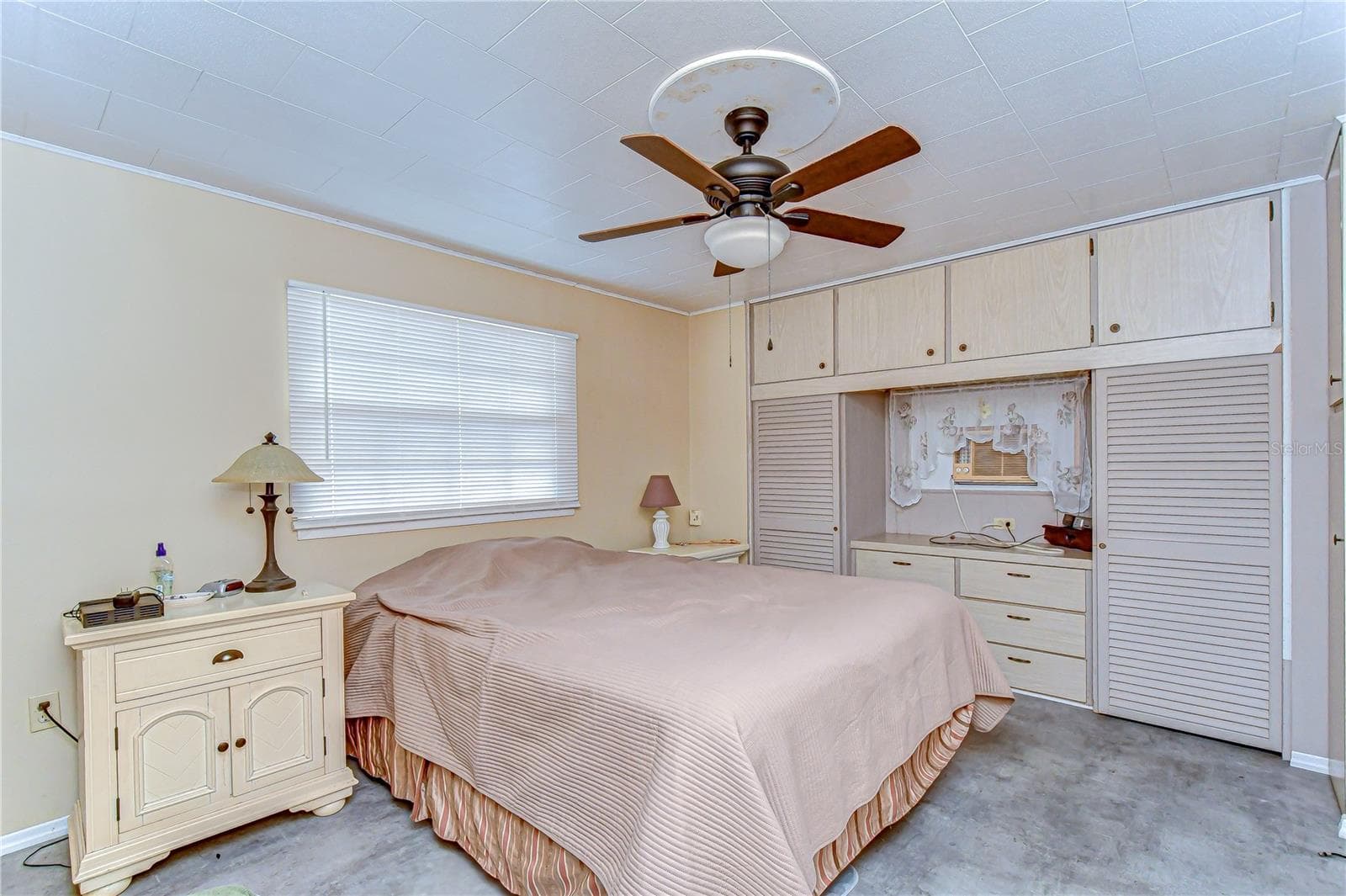 Mobile Home at 6046 HARRIET ST, ZEPHYRHILLS, photo 16 of 31