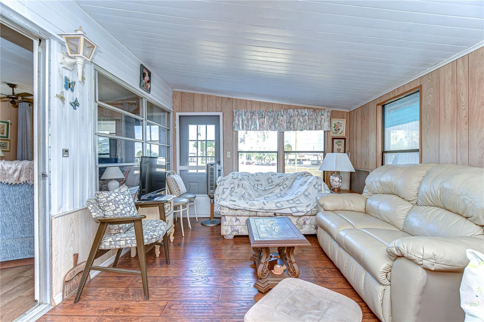 Mobile Home at 6046 HARRIET ST, ZEPHYRHILLS, photo 22 of 31