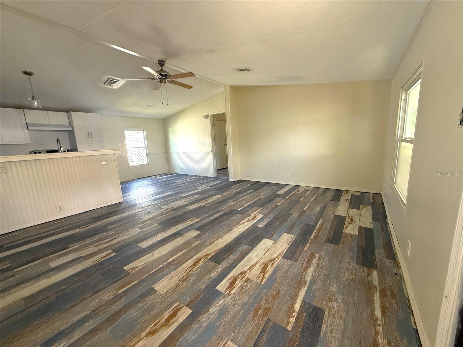 Living Room - 5111 HILL DR, ZEPHYRHILLS