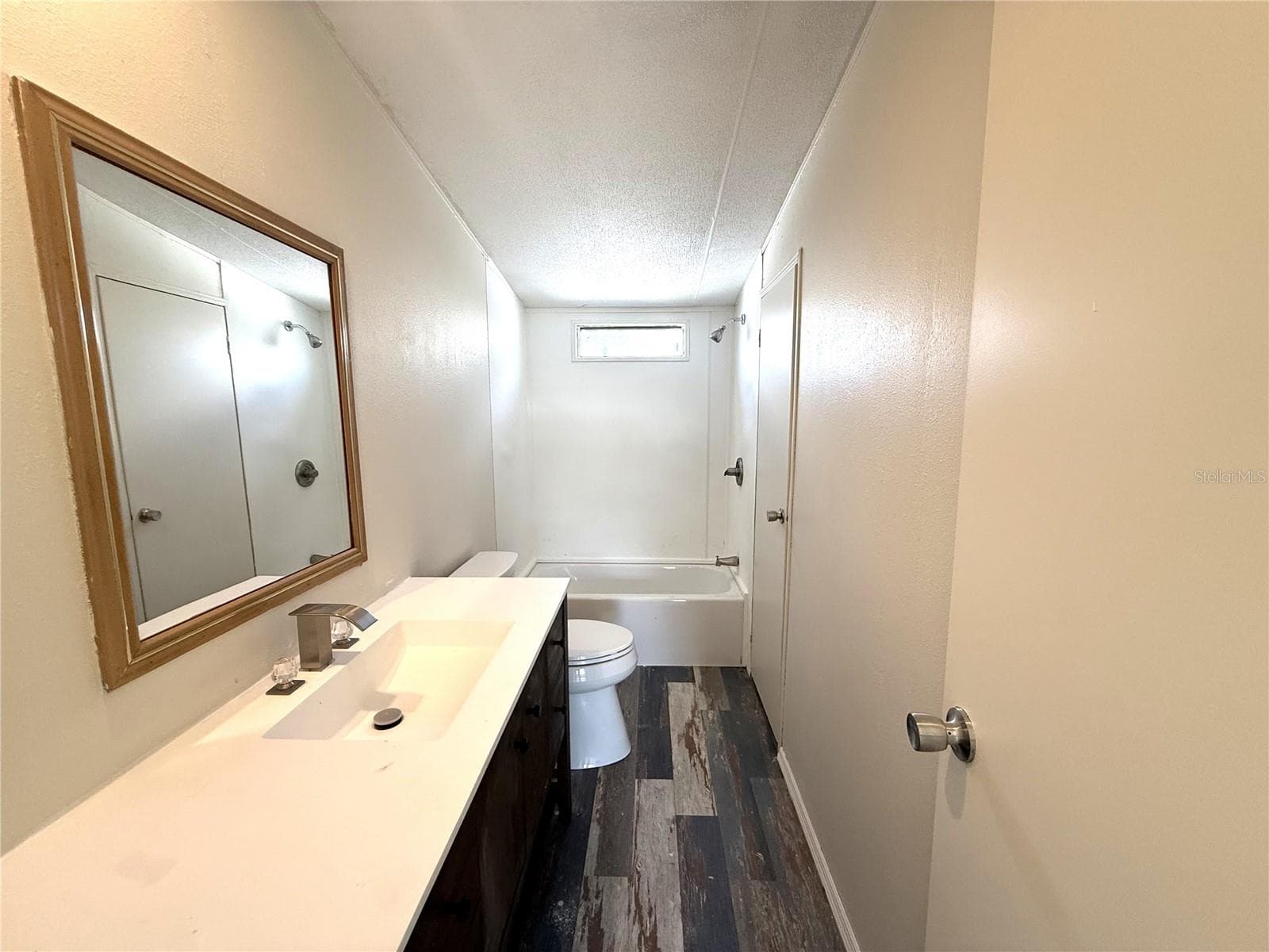 Primary Bathroom - 5111 HILL DR, ZEPHYRHILLS