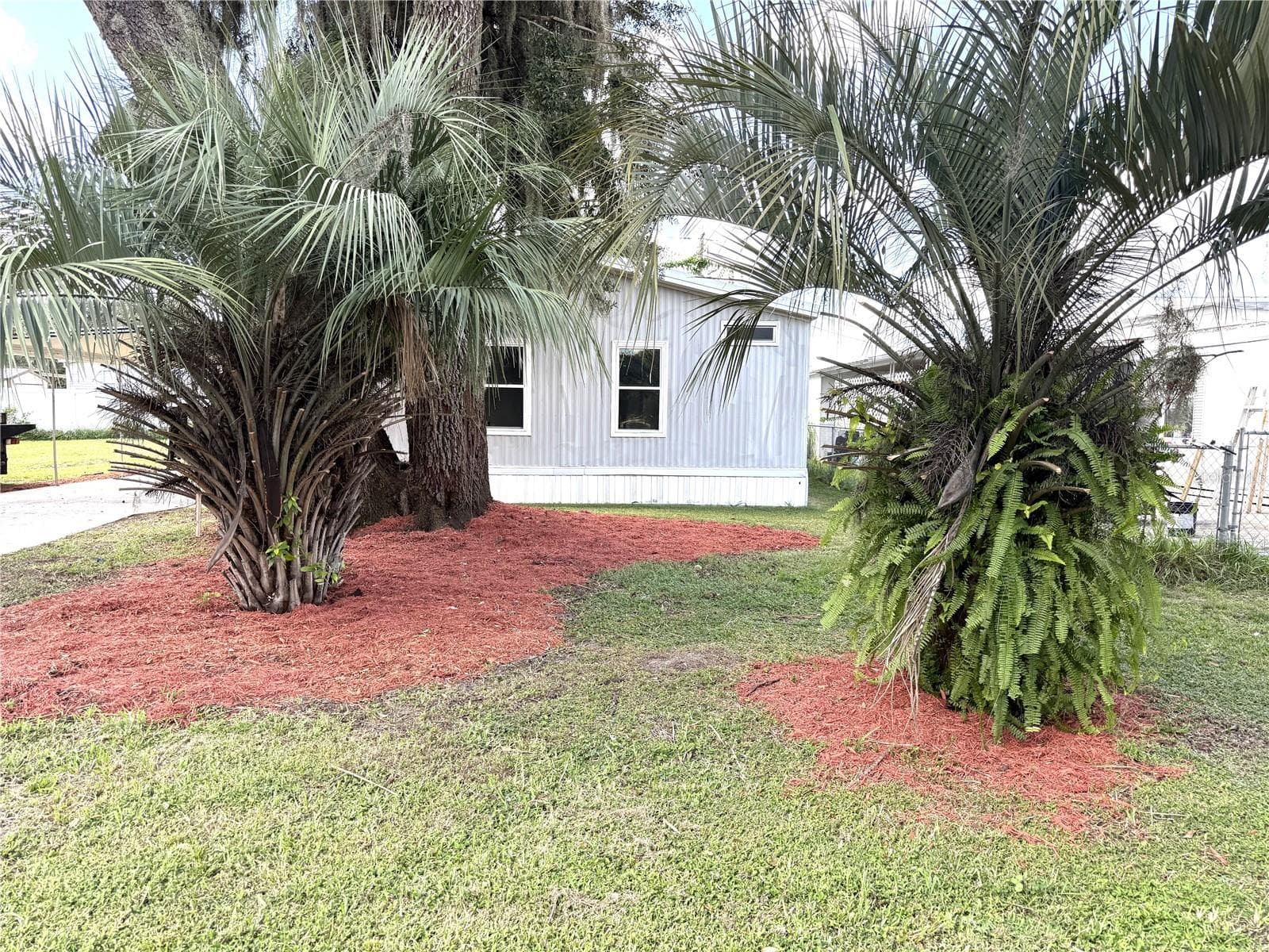 Exterior Front - 5111 HILL DR, ZEPHYRHILLS