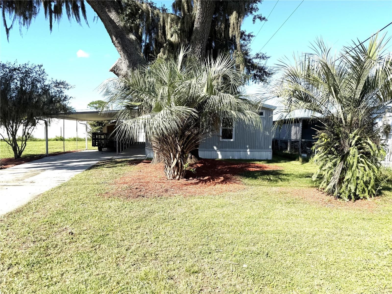 Exterior Front - 5111 HILL DR, ZEPHYRHILLS