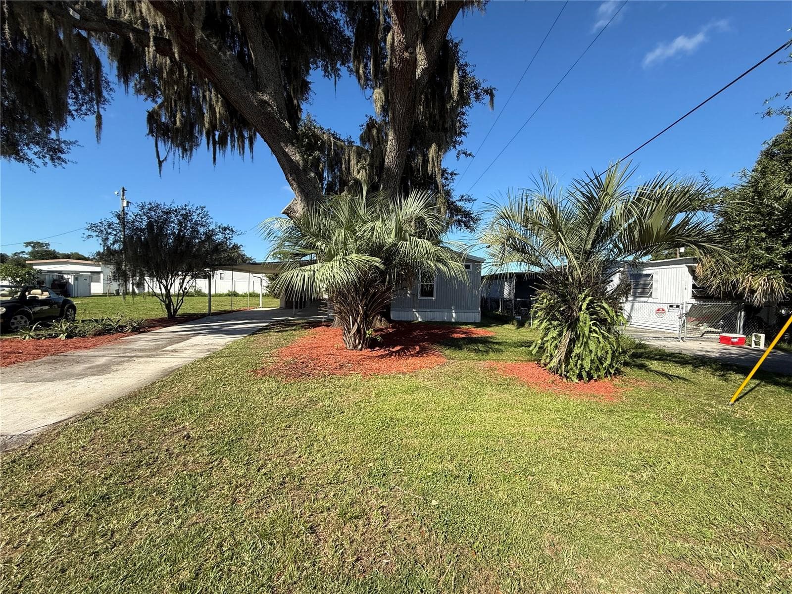 Exterior - 5111 HILL DR, ZEPHYRHILLS