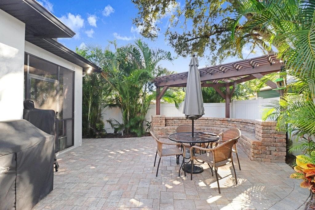 Single Family Residence at 7510 N HIGHLAND AVE, TAMPA, photo 28 of 30