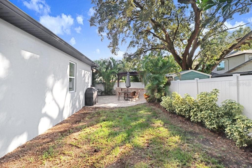 Single Family Residence at 7510 N HIGHLAND AVE, TAMPA, photo 29 of 30