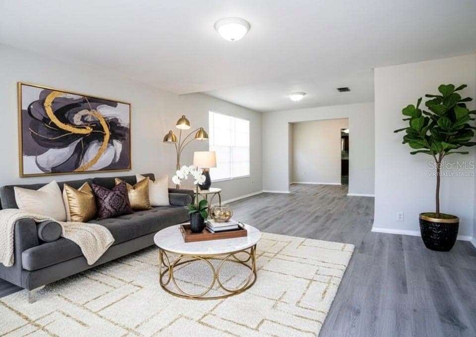VIRTUALLY STAGED - 1424 NE 1ST AVE, GAINESVILLE