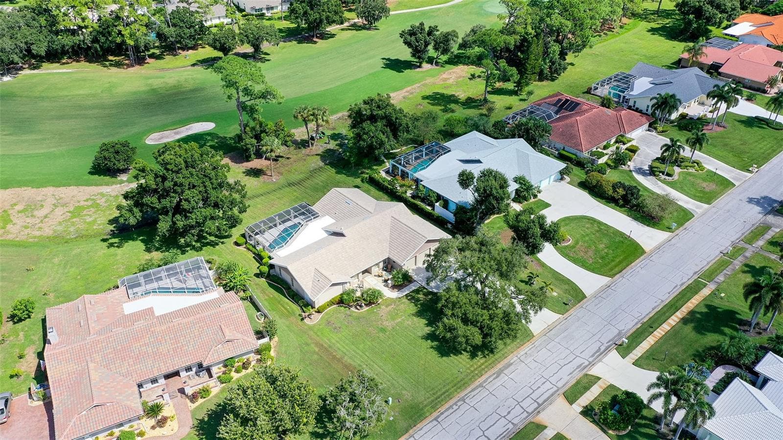 Single Family Residence at 7913 BROADMOOR PINES BLVD, SARASOTA, photo 5 of 95